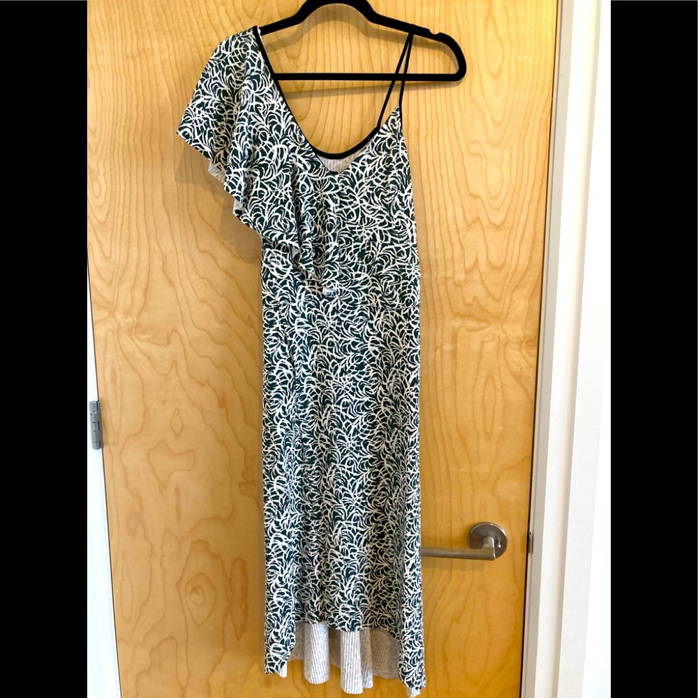 Club Monaco asymmetrical stretchy dress